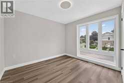 325 QUEENSDALE Avenue E | Hamilton Ontario | Slide Image Thirty-seven
