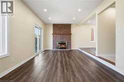 184 MACINTOSH Drive | Hamilton Ontario | Slide Image Ten
