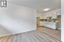21 VICMOUNT Drive | Kitchener Ontario | Slide Image Nine
