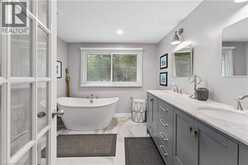 373 FORESTLAWN Road | Waterloo Ontario | Slide Image Twenty