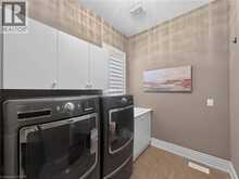 2121 BLACKFOREST Crescent | Oakville Ontario | Slide Image Twenty