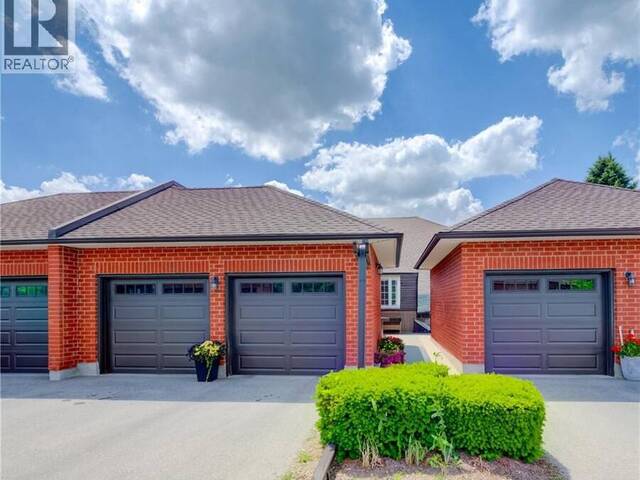 10 ISHERWOOD Avenue Unit# 18 Cambridge Ontario, N1R 8L5 - 2 Bedrooms Condo For Sale