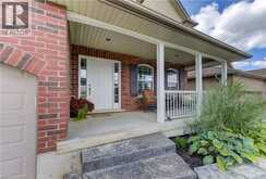 455 ALAN Crescent | Woodstock Ontario | Slide Image Four
