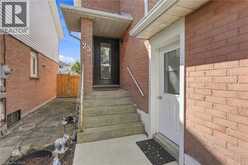 23 DESANTIS Court | Hamilton Ontario | Slide Image Five