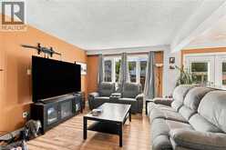 23 DESANTIS Court | Hamilton Ontario | Slide Image Eight