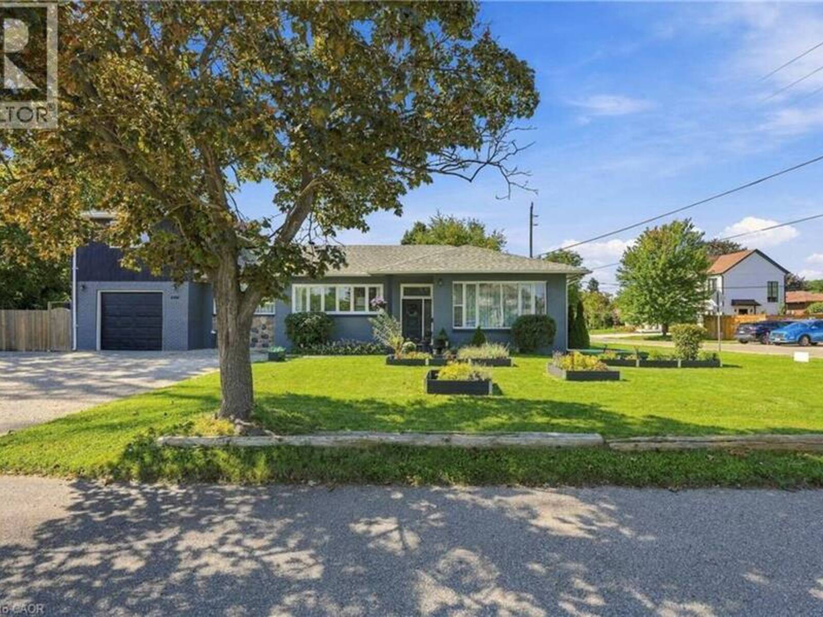 2180 DIXIE Road, Mississauga, Ontario L4Y 1Z3