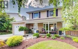 7 VINTAGE Crescent | Kitchener Ontario | Slide Image One
