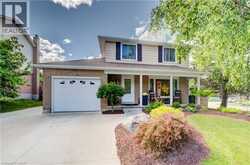 7 VINTAGE Crescent | Kitchener Ontario | Slide Image Two