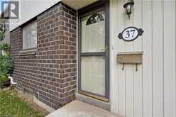 45 MARKSAM Road Unit# 37 | Guelph Ontario | Slide Image Four