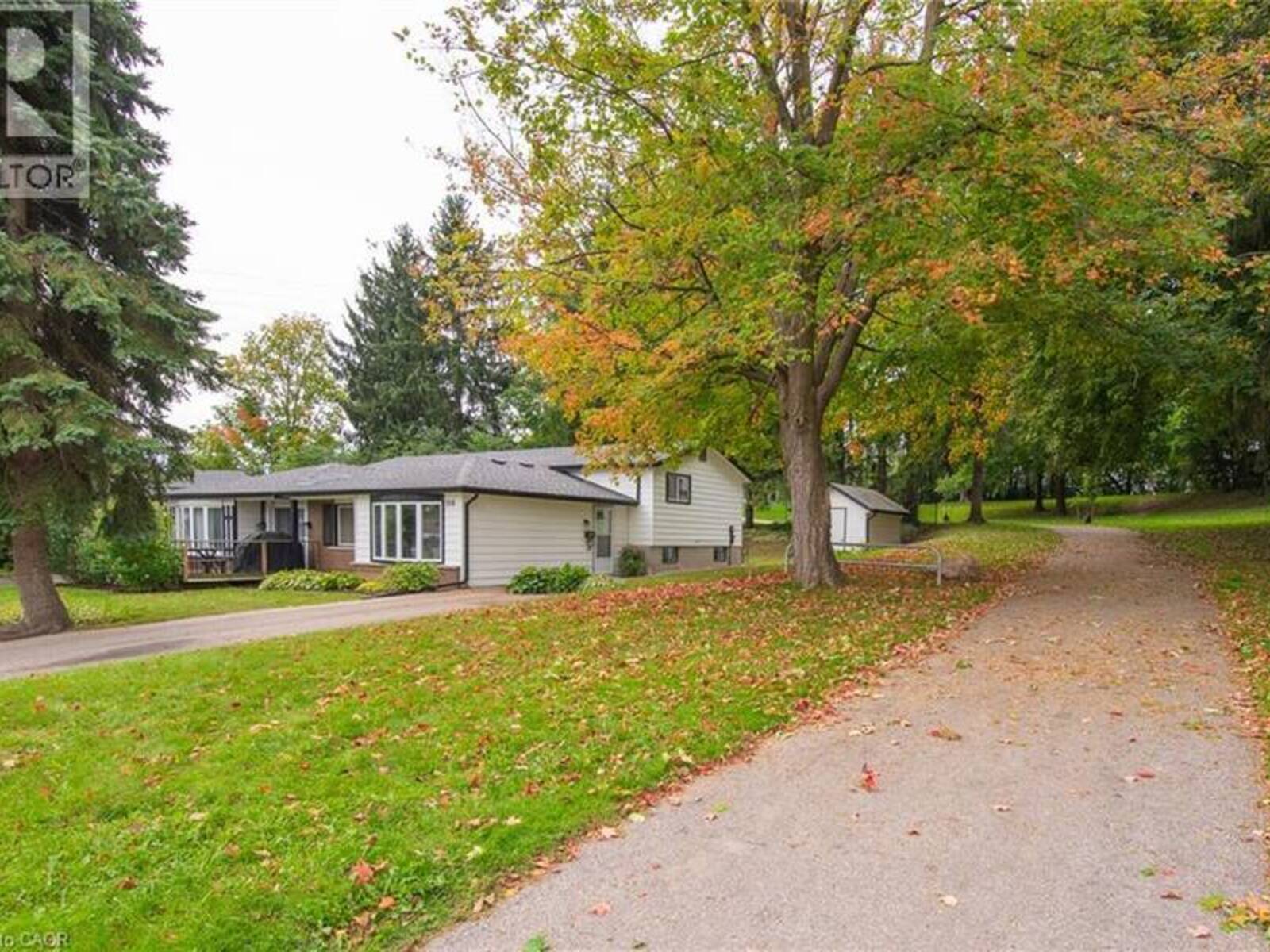 218 PINEDALE Drive, Kitchener, Ontario N2E 1K3