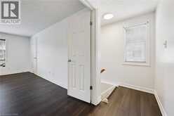 516 DANSBURY Drive | Waterloo Ontario | Slide Image Twelve