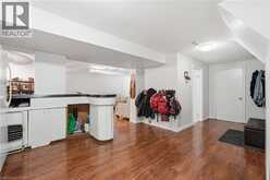 20 NELLIGAN Place | Hamilton Ontario | Slide Image Thirty-one