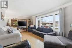 20 NELLIGAN Place | Hamilton Ontario | Slide Image Nine