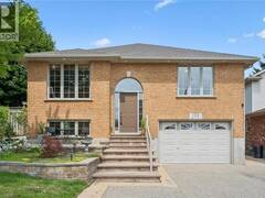 139 ATTWOOD Drive Cambridge Ontario, N1T 2A5