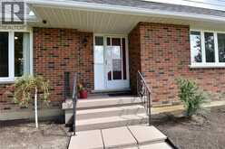 2407 CAISTOR CENTRE Road | West Lincoln Ontario | Slide Image Five