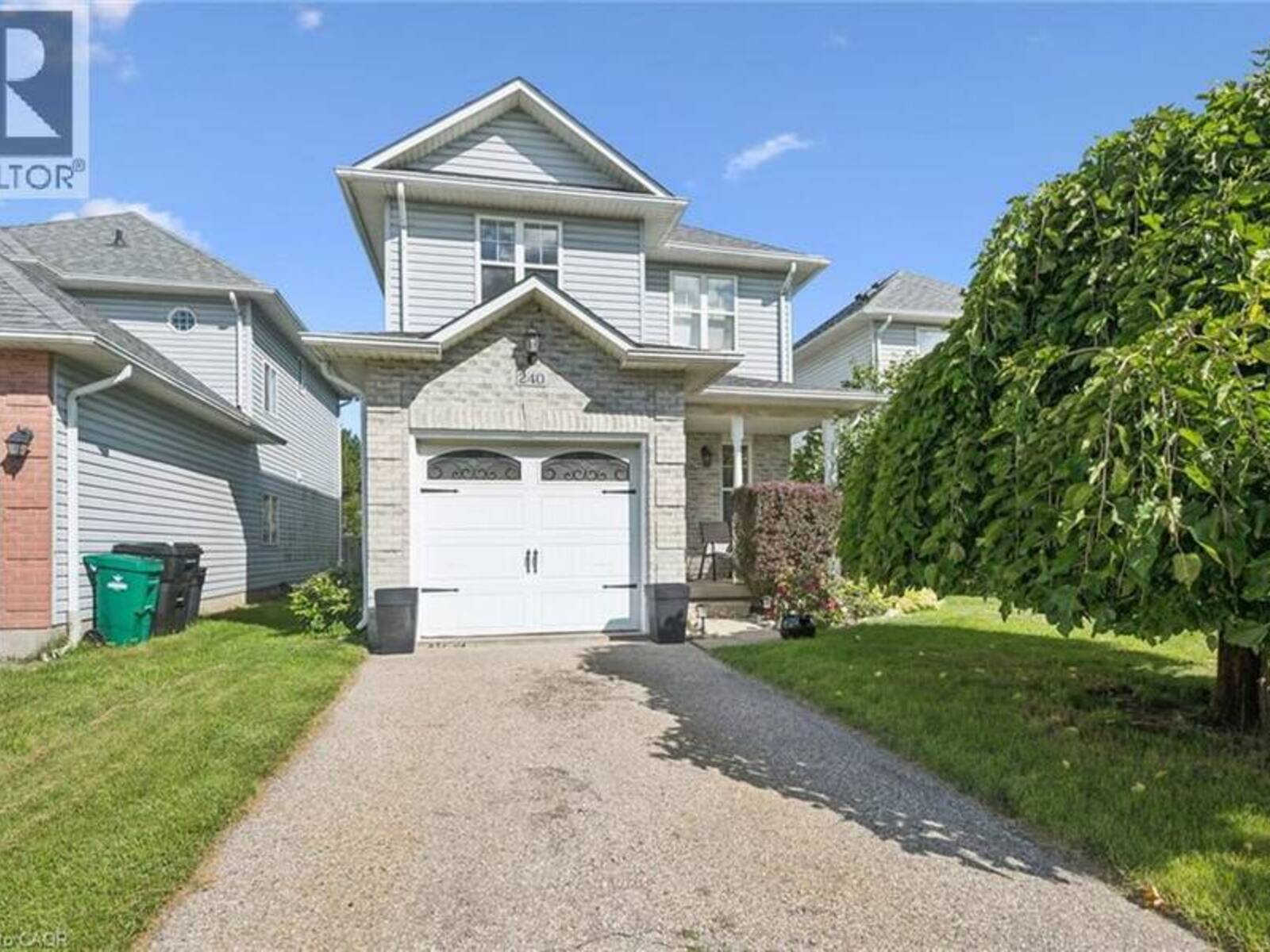 240 HILLTOP Drive, Ayr, Ontario N0B 1E0