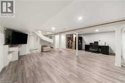 423 SMITH Avenue | Burlington Ontario | Slide Image Thirty-three