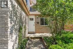 34 CAMROSE Court | Kitchener Ontario | Slide Image Four