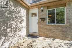 34 CAMROSE Court | Kitchener Ontario | Slide Image Five