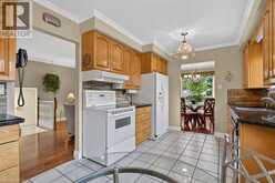 409 MOHAWK Road W | Hamilton Ontario | Slide Image Sixteen