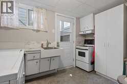 409 MOHAWK Road W | Hamilton Ontario | Slide Image Thirty-four