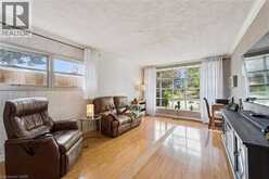 142 STONYBROOK Drive | Kitchener Ontario | Slide Image Fourteen