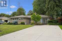 142 STONYBROOK Drive | Kitchener Ontario | Slide Image Three