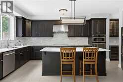 530 PINERY Trail | Waterloo Ontario | Slide Image Twelve
