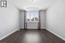 530 PINERY Trail | Waterloo Ontario | Slide Image Thirty-five