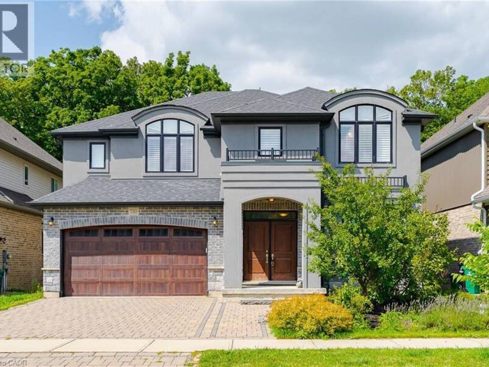 530 PINERY Trail, Waterloo, Ontario N2V 2S4