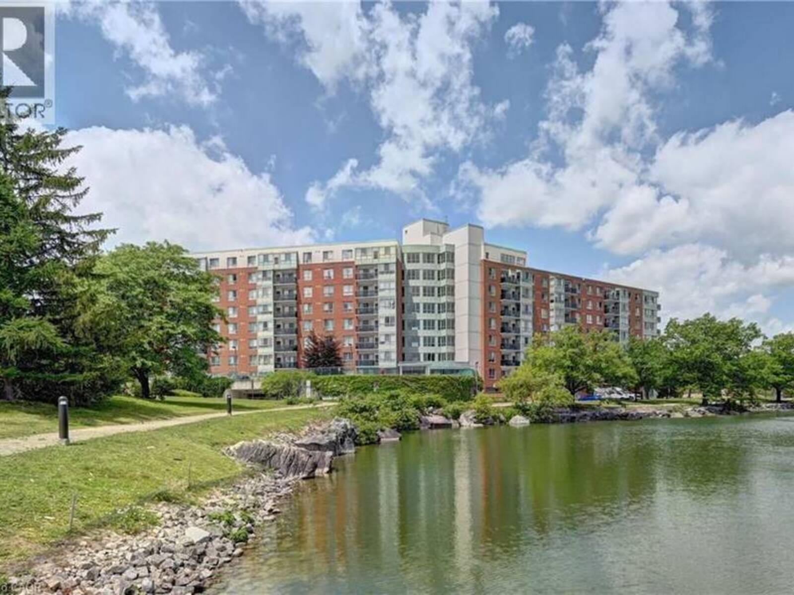 30 BLUE SPRINGS Drive Unit# 305, Waterloo, Ontario N2J 4T2
