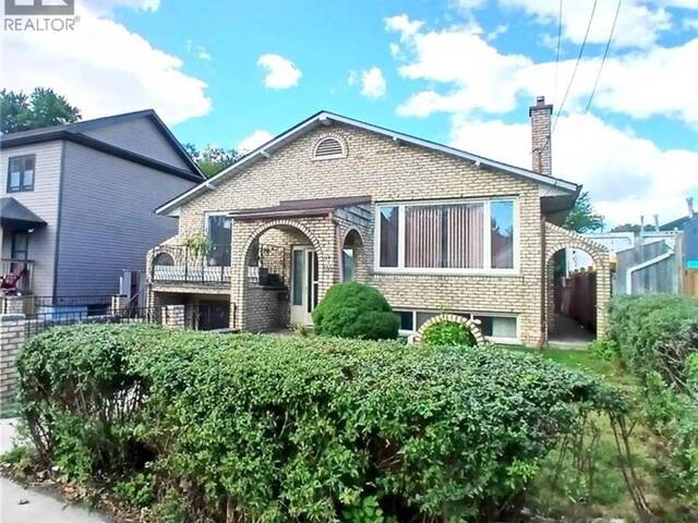 118 CRAIGROYSTON Road Hamilton Ontario, L8K 3K1 - 3 Bedrooms Home For Sale