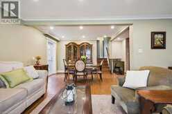 2033 SAXON Road | Oakville Ontario | Slide Image Nine