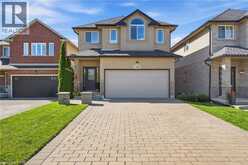 139 STONEGLEN Way | Hamilton Ontario | Slide Image Three