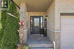 139 STONEGLEN Way | Hamilton Ontario | Slide Image Four