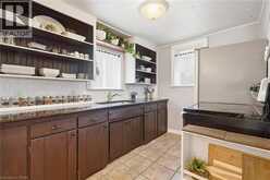 17 FOXGLOVE Avenue | St. Catharines Ontario | Slide Image Thirteen