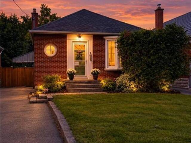 107 NORWOOD Road Hamilton Ontario, L8S 3R3 - 4 Bedrooms Home For Sale