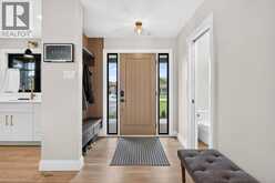 90 LAKESIDE Drive | Grimsby Ontario | Slide Image Thirteen