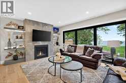 90 LAKESIDE Drive | Grimsby Ontario | Slide Image Nineteen