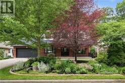 292 THORNCREST Drive | Waterloo Ontario | Slide Image Three