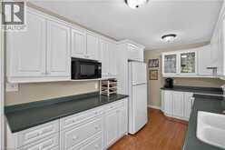 581 DYNES Road Unit# 2 | Burlington Ontario | Slide Image Twelve