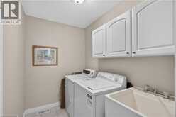 581 DYNES Road Unit# 2 | Burlington Ontario | Slide Image Thirty-nine