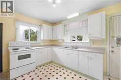 423 LAWRENCE Avenue | Kitchener Ontario | Slide Image Nine