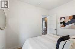 19 VANSITMART Avenue | Hamilton Ontario | Slide Image Seventeen