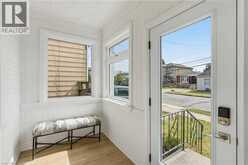 19 VANSITMART Avenue | Hamilton Ontario | Slide Image Three