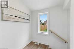 19 VANSITMART Avenue | Hamilton Ontario | Slide Image Twenty