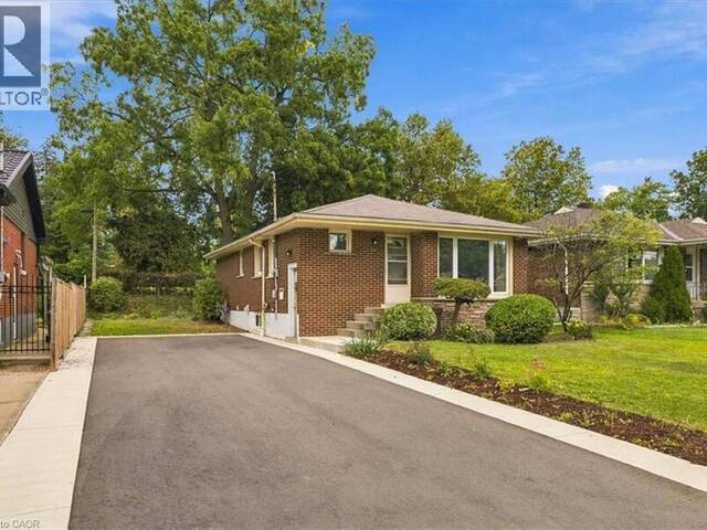 212 WEST 33RD Street Hamilton Ontario, L9C 5J5 - 5 Bedrooms Home For Sale