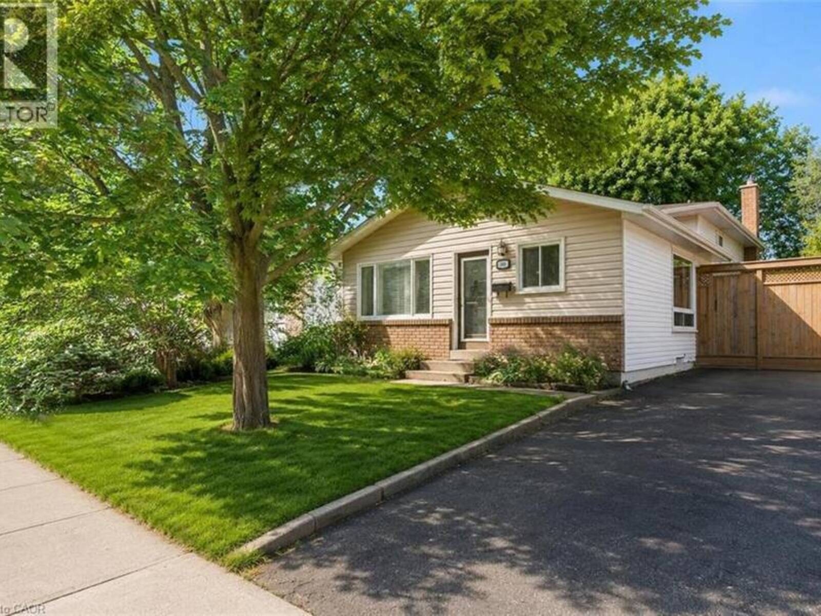 369 WEST ACRES Drive, Guelph, Ontario N1H 7B3