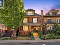 25 FAIRHOLT Road S Hamilton Ontario, L8M 2T2