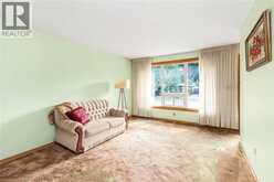 30 GOLDFINCH Road | Hamilton Ontario | Slide Image Three